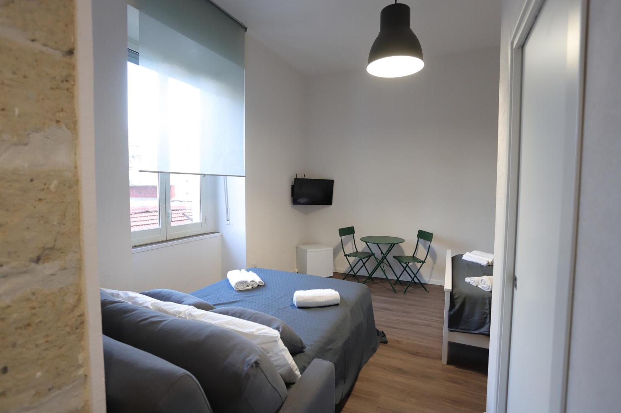 Tammurriata Nera Bedroom Neapel